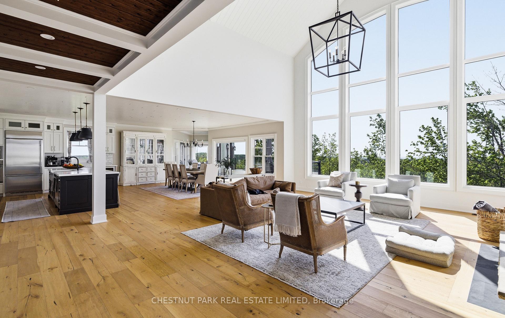 5 Bedroom Single Family Home/House's Image 5