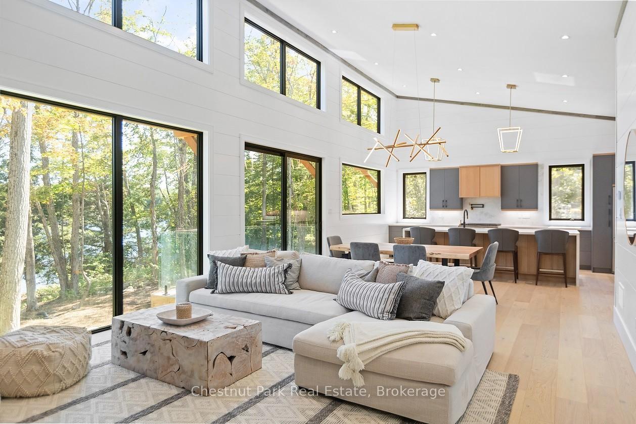 4 Bedroom Single Family Home/House's Image 18
