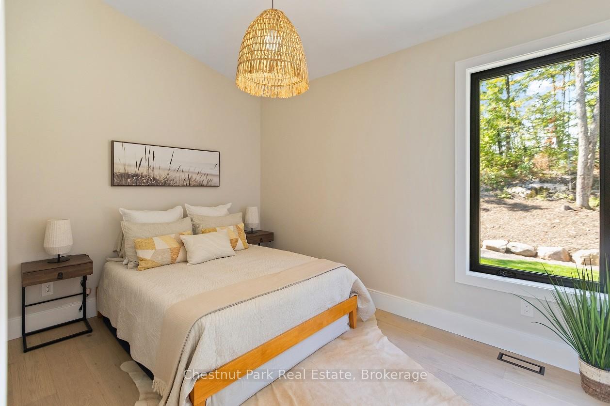 4 Bedroom Single Family Home/House's Image 13