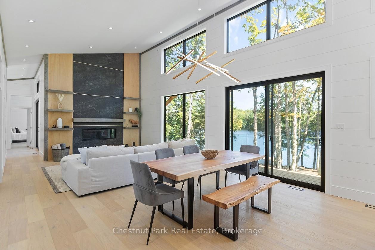 4 Bedroom Single Family Home/House's Image 3