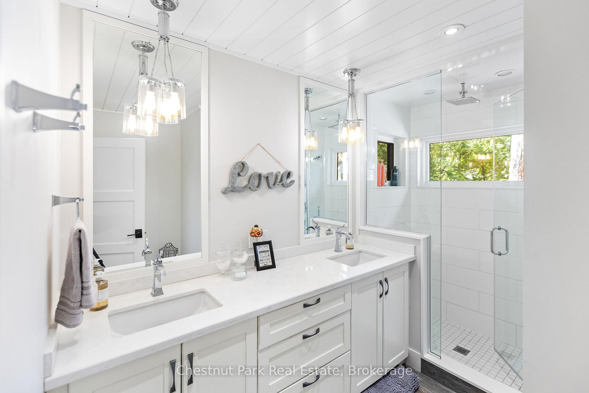3 Bedroom Single Family Home/House's Image 14