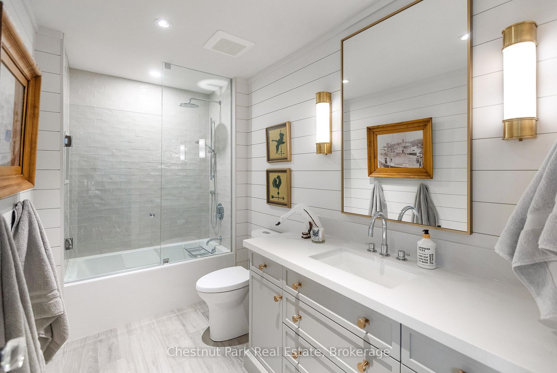 4 Bedroom Single Family Home/House's Image 25