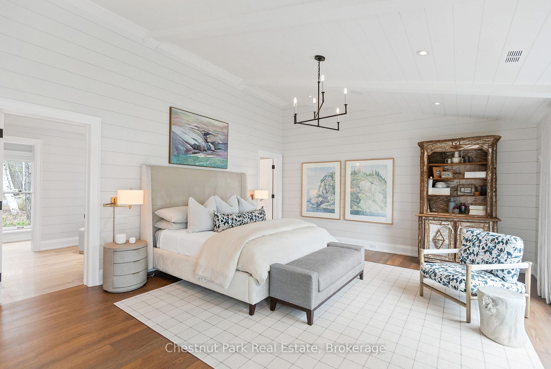 4 Bedroom Single Family Home/House's Image 16