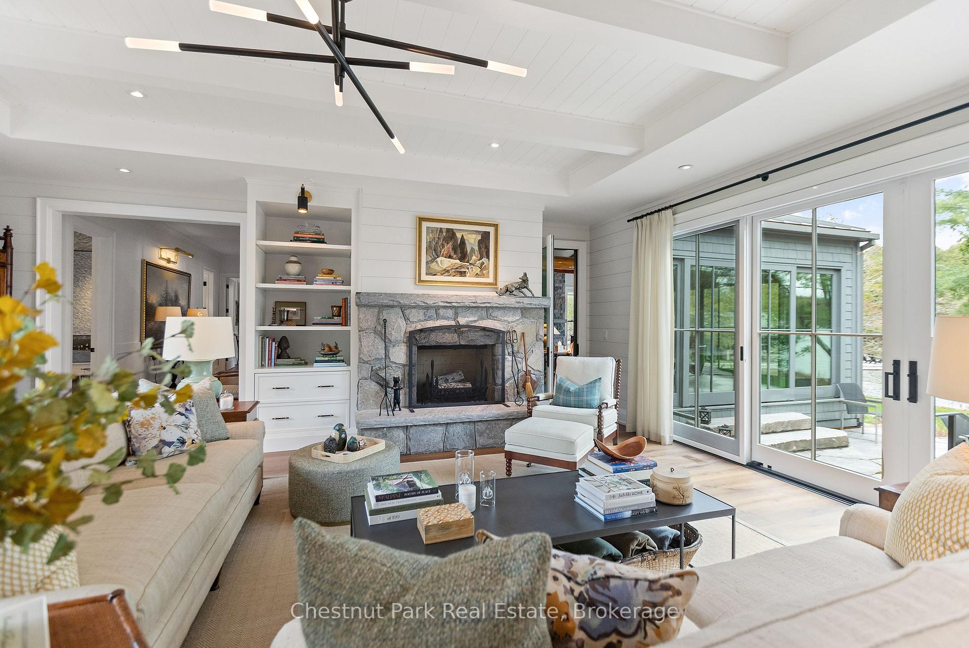 4 Bedroom Single Family Home/House's Image 8