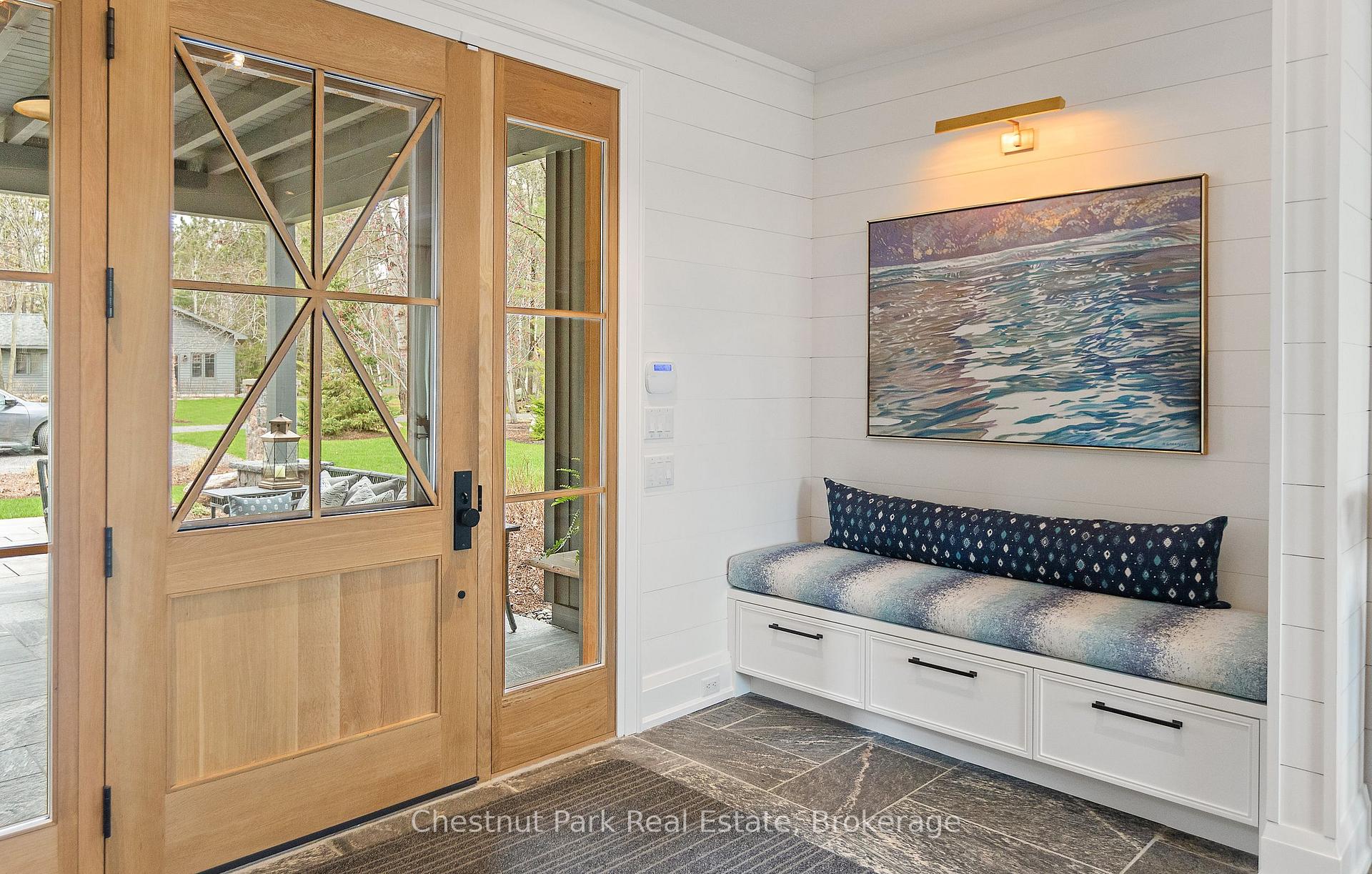 4 Bedroom Single Family Home/House's Image 3