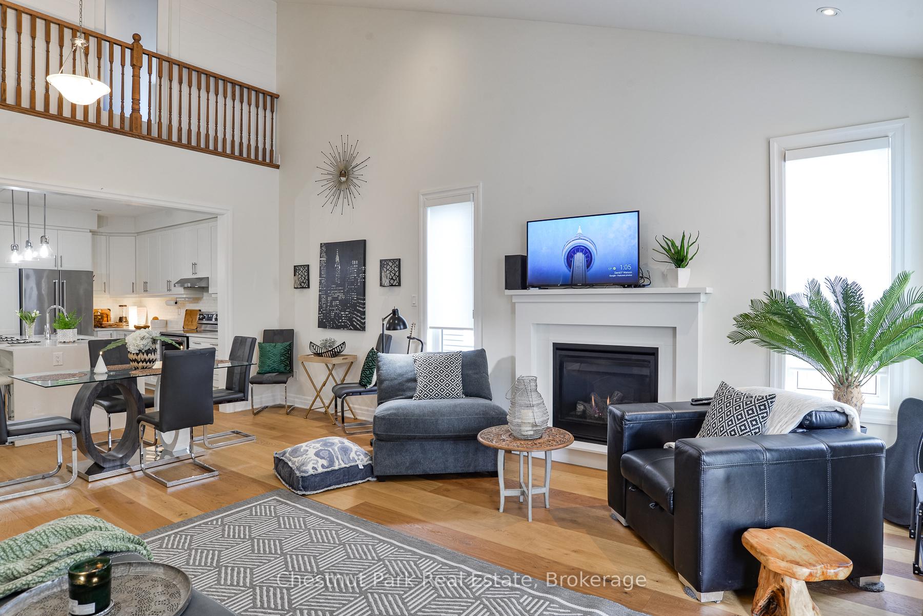 5 Bedroom Single Family Home/House's Image 17