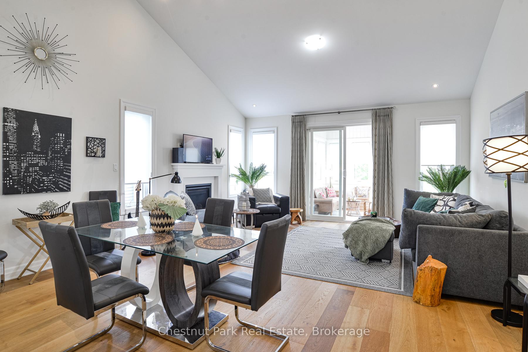 5 Bedroom Single Family Home/House's Image 12
