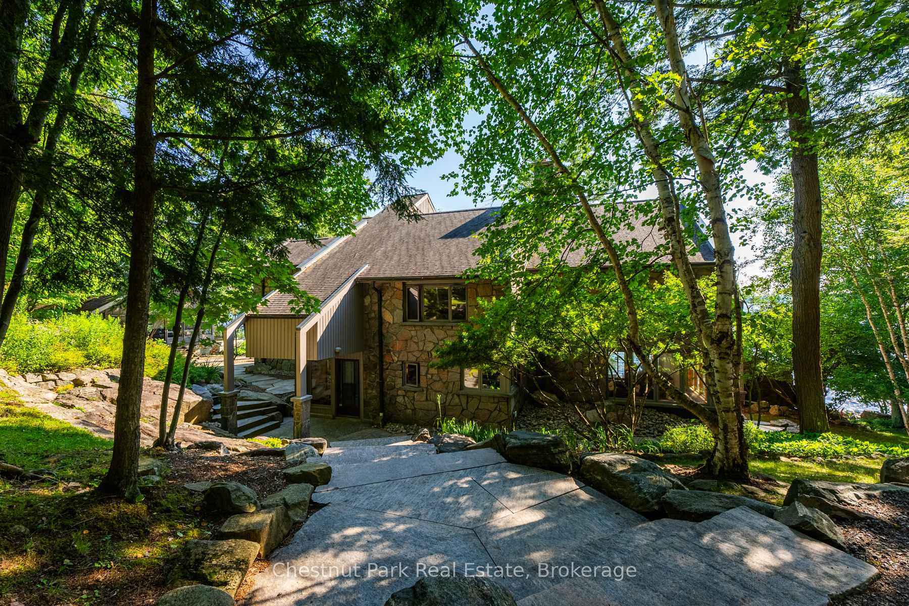 4 Bedroom Single Family Home/House's Image 10