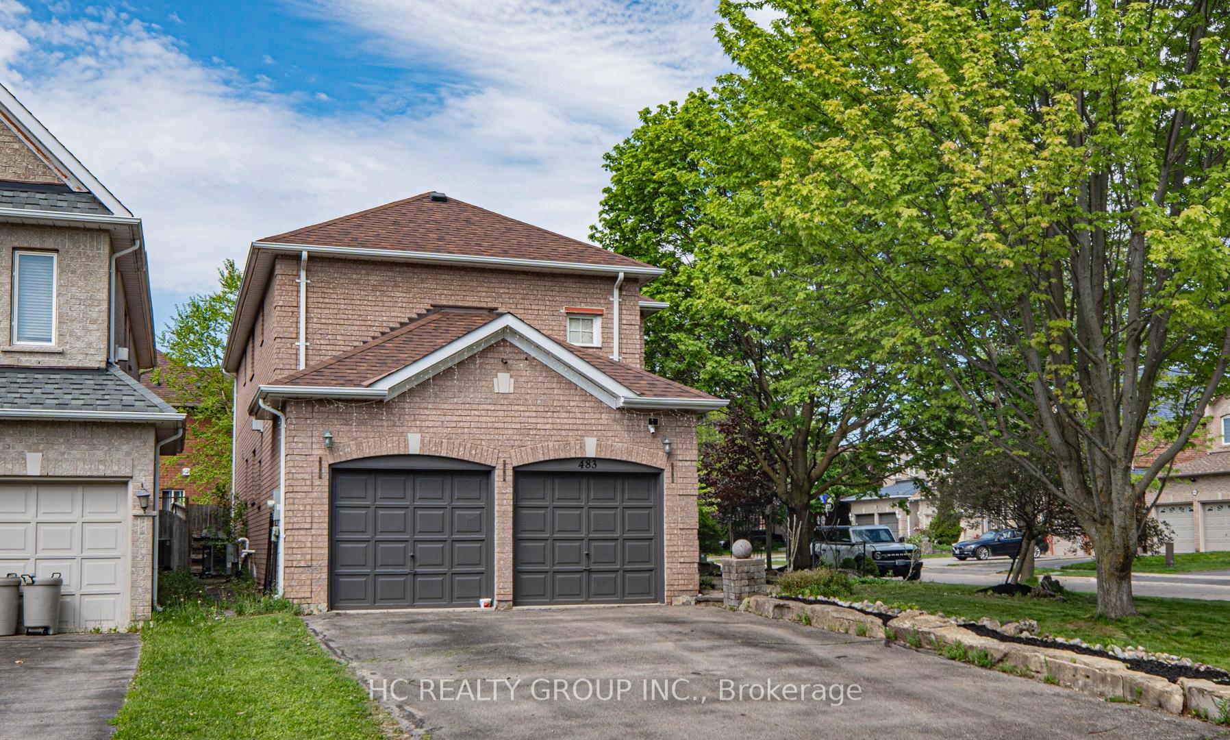 483 Menczel Crescent Newmarket Ontario Canada Sale residential Example Agent InCom Demo Office
