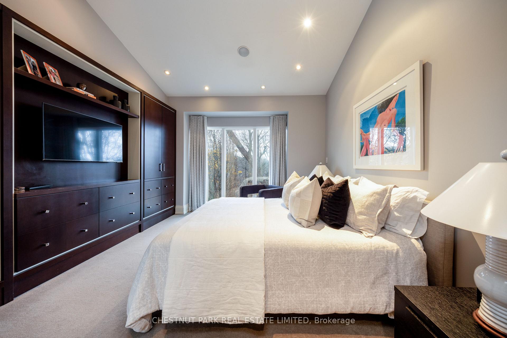 2 Bedroom Villa/Townhouse's Image 9