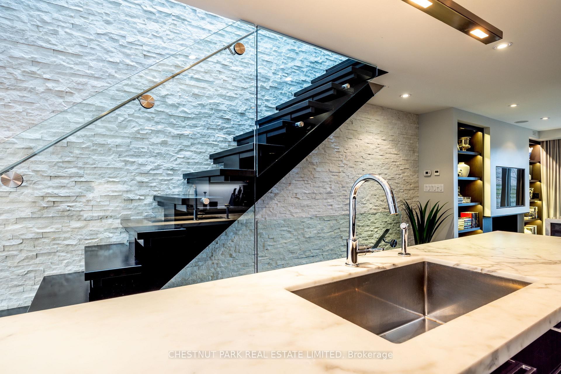 2 Bedroom Villa/Townhouse's Image 5