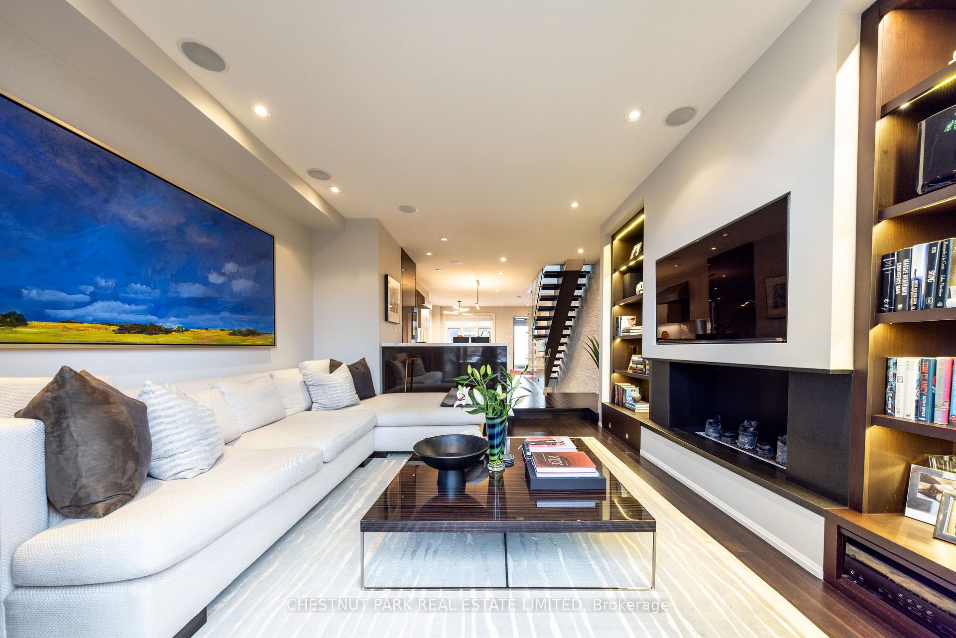 2 Bedroom Villa/Townhouse's Image 4