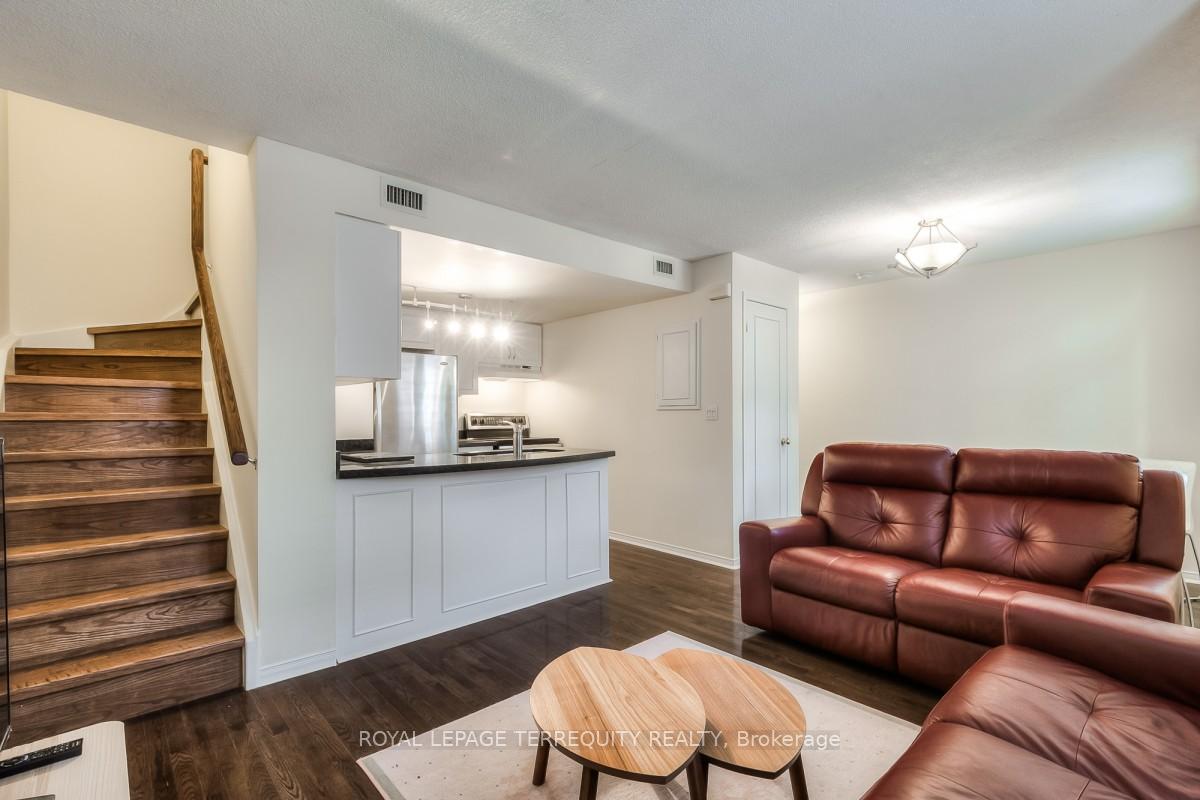 16 - 100 Redpath Avenue Toronto Ontario Canada Rent residential ROYAL LEPAGE TERREQUITY REALTY