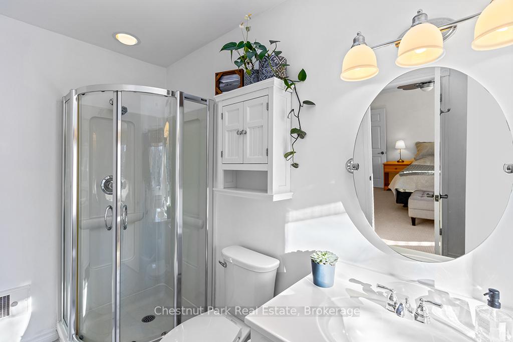 3 Bedroom Single Family Home/House's Image 22