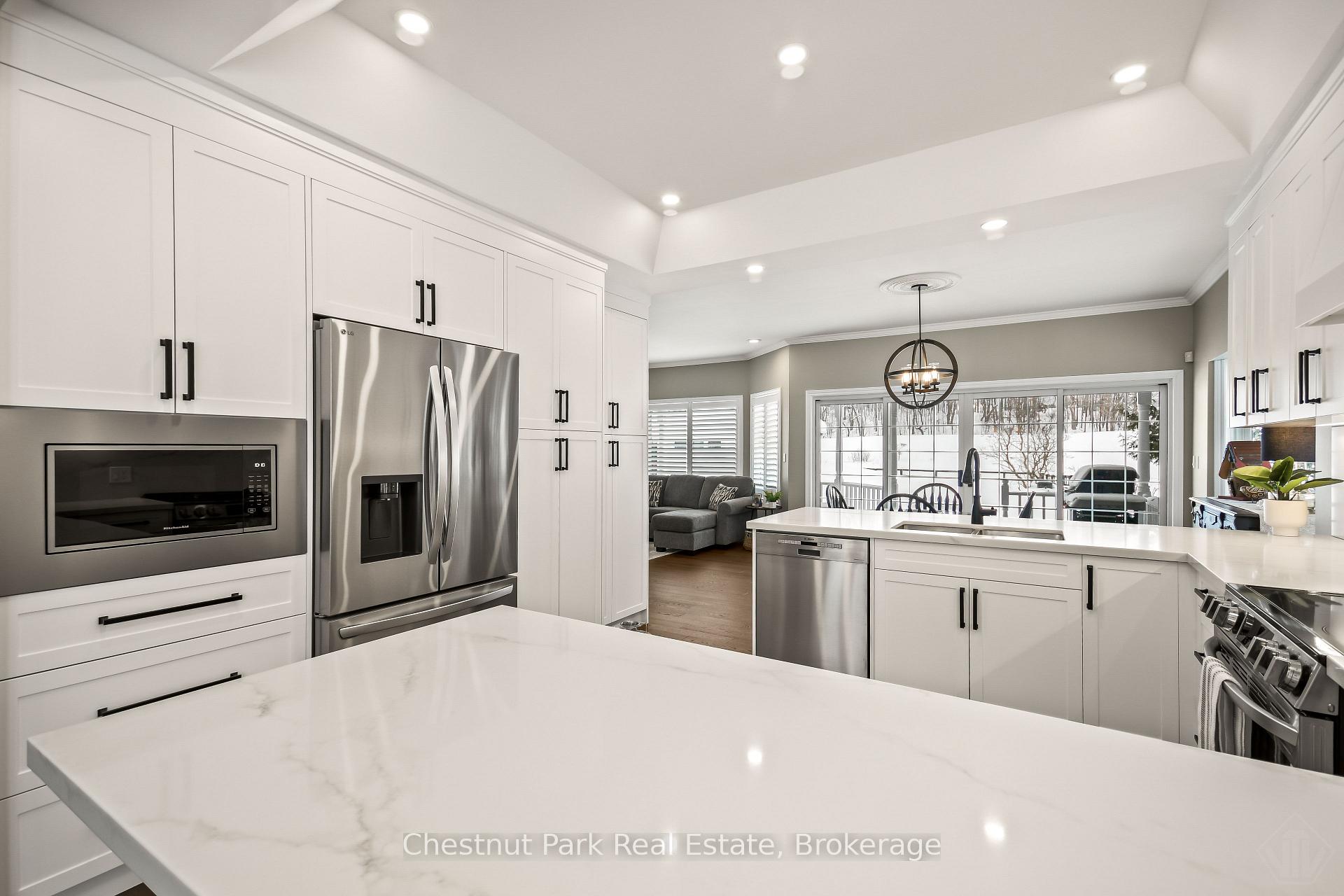 3 Bedroom Single Family Home/House's Image 8