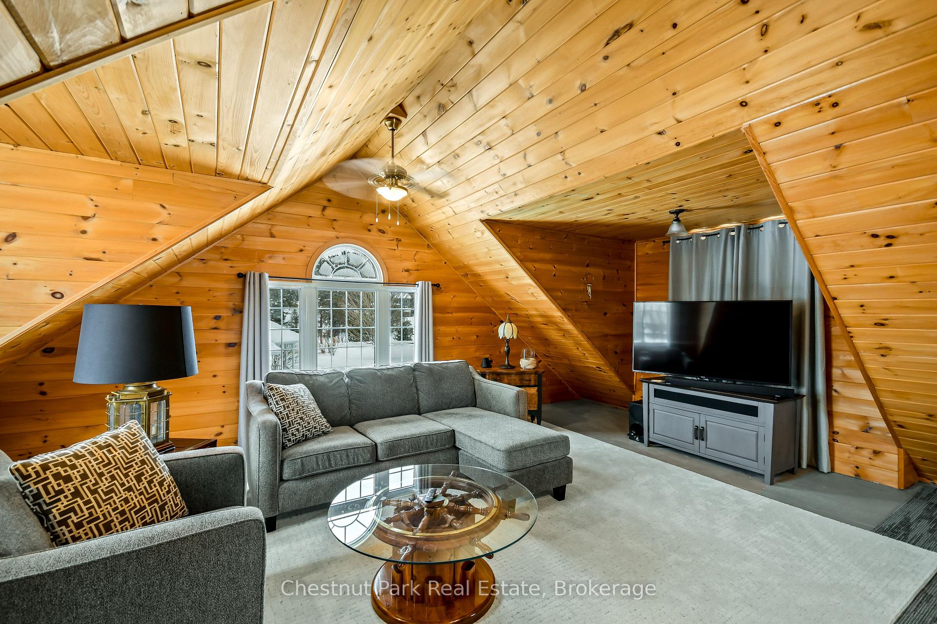 3 Bedroom Single Family Home/House's Image 36