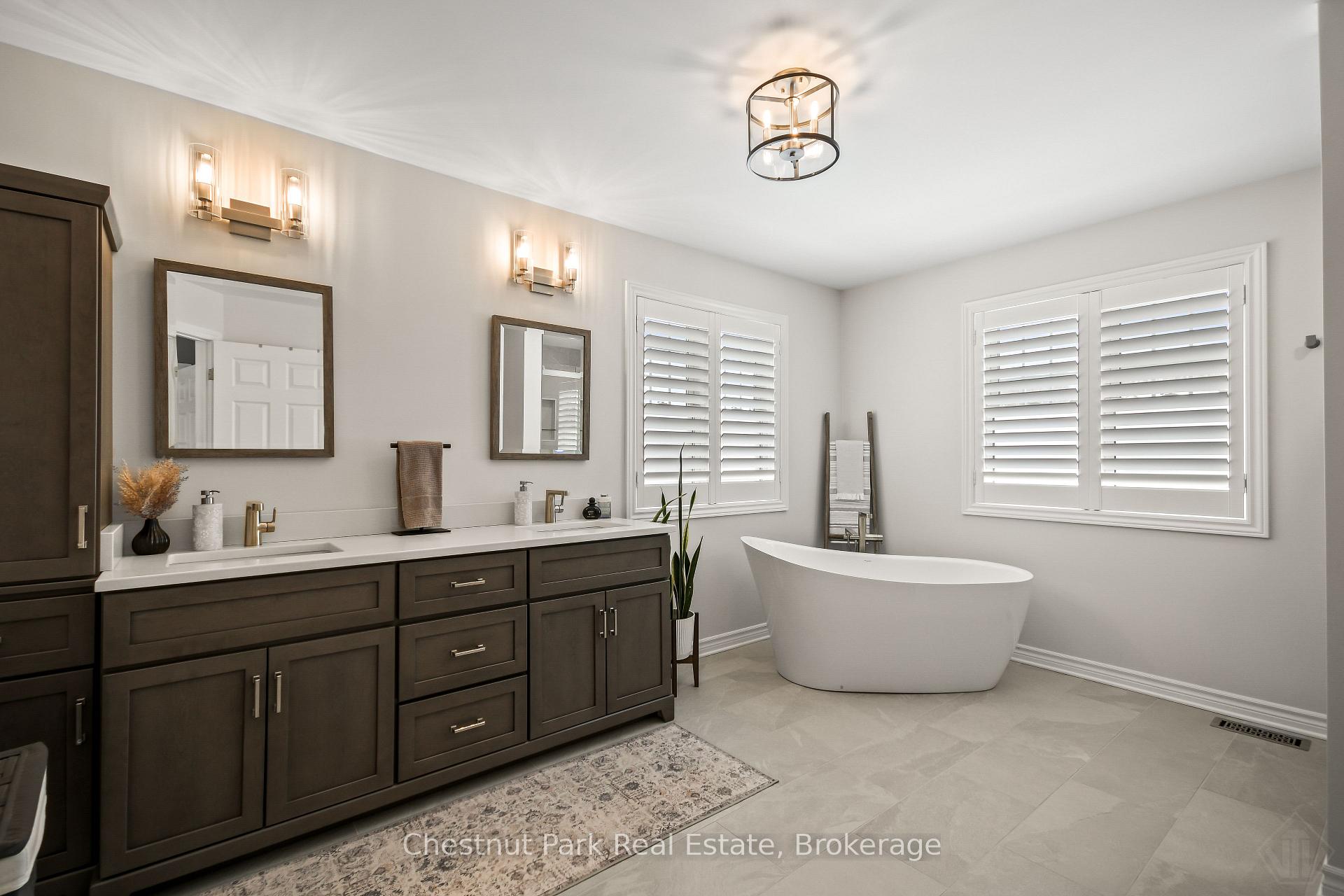 3 Bedroom Single Family Home/House's Image 27