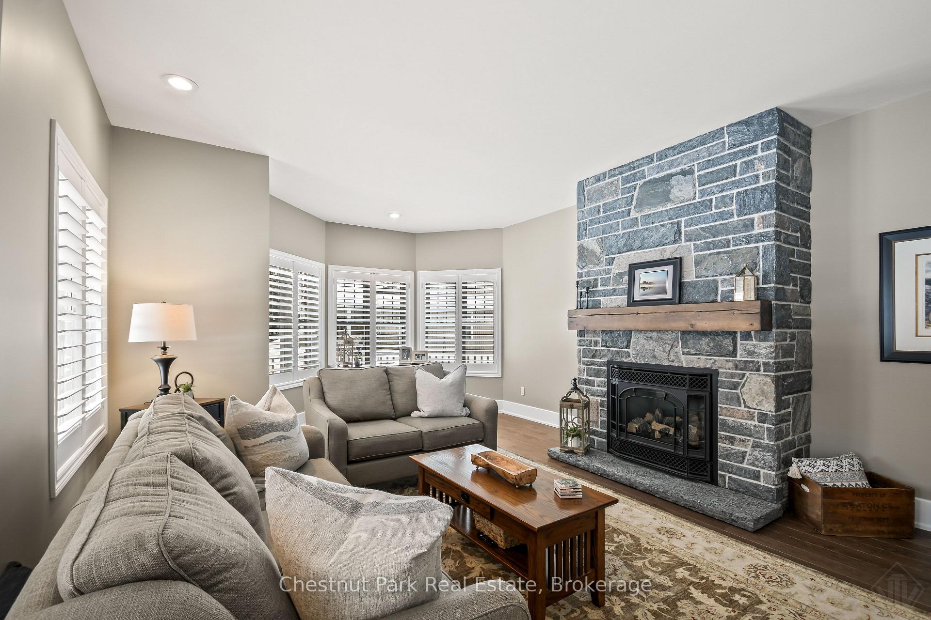 3 Bedroom Single Family Home/House's Image 17