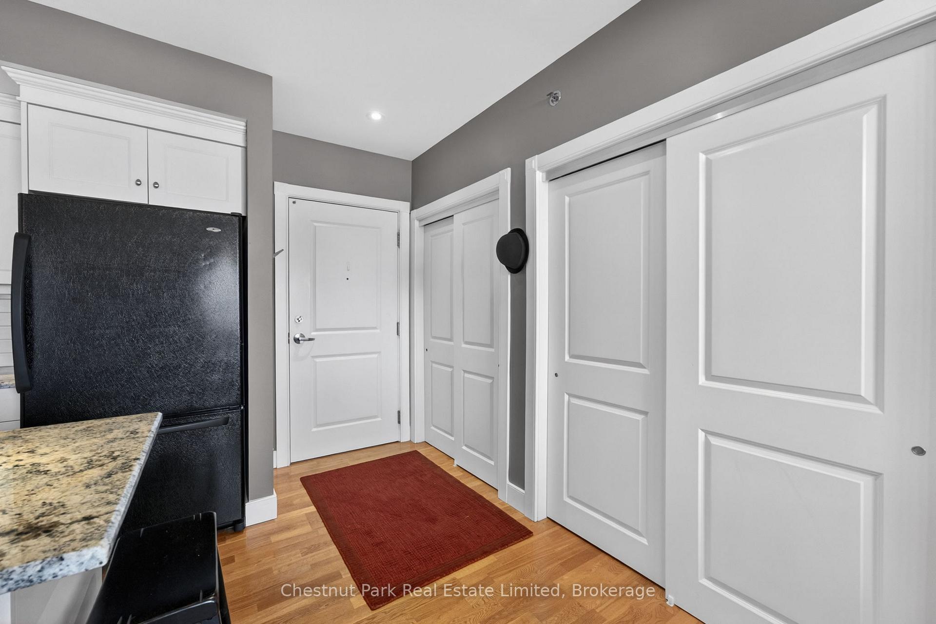1 Bedroom Apartment/Flat's Image 3