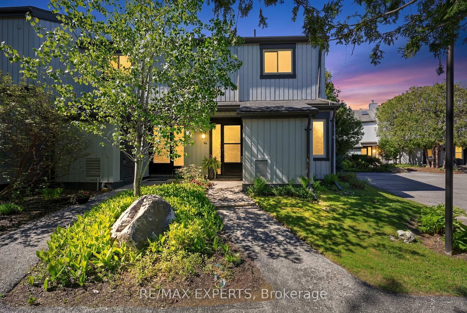 416 - 14 Dawson Drive Collingwood Ontario Canada Sale residential MARY COLUCCI Re/Max Experts, Brokerage*