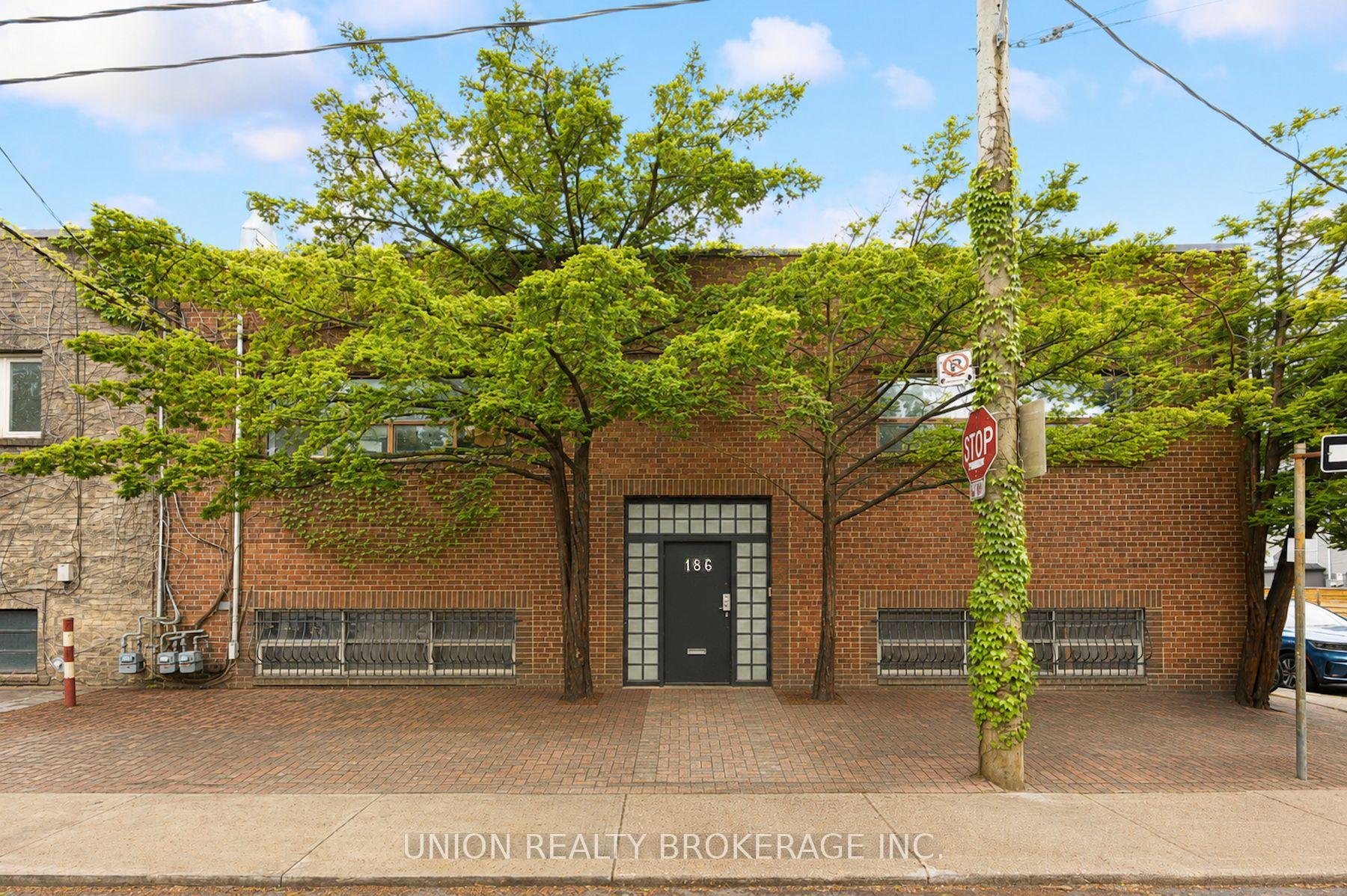 186 Munro Street Toronto Ontario Canada Sale commercial Sanjeev Sawhney EXP REALTY