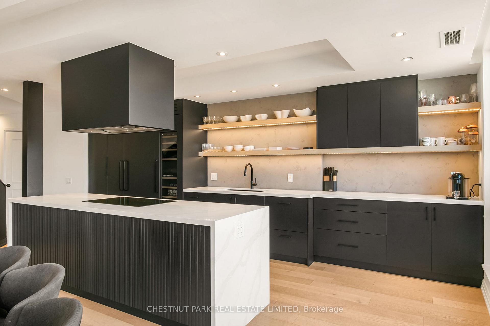 4 Bedroom Apartment/Flat's Image 16