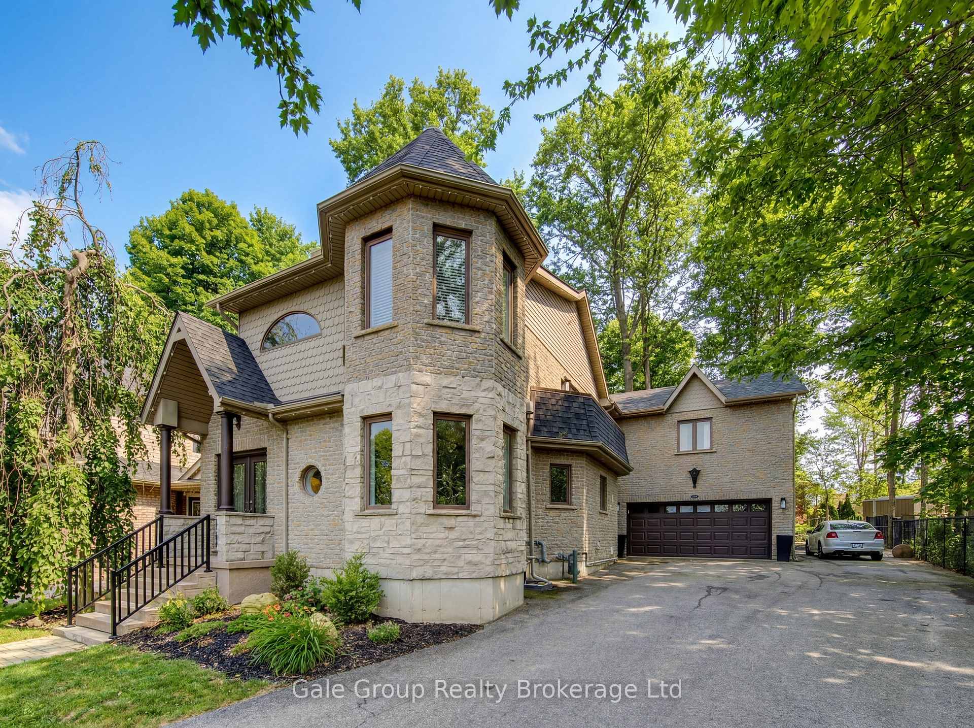 36 Potters Way Woodstock Ontario Canada Sale residential Sudhip Kandathil Joseph Lifestyle International Realty Inc., Brokerage