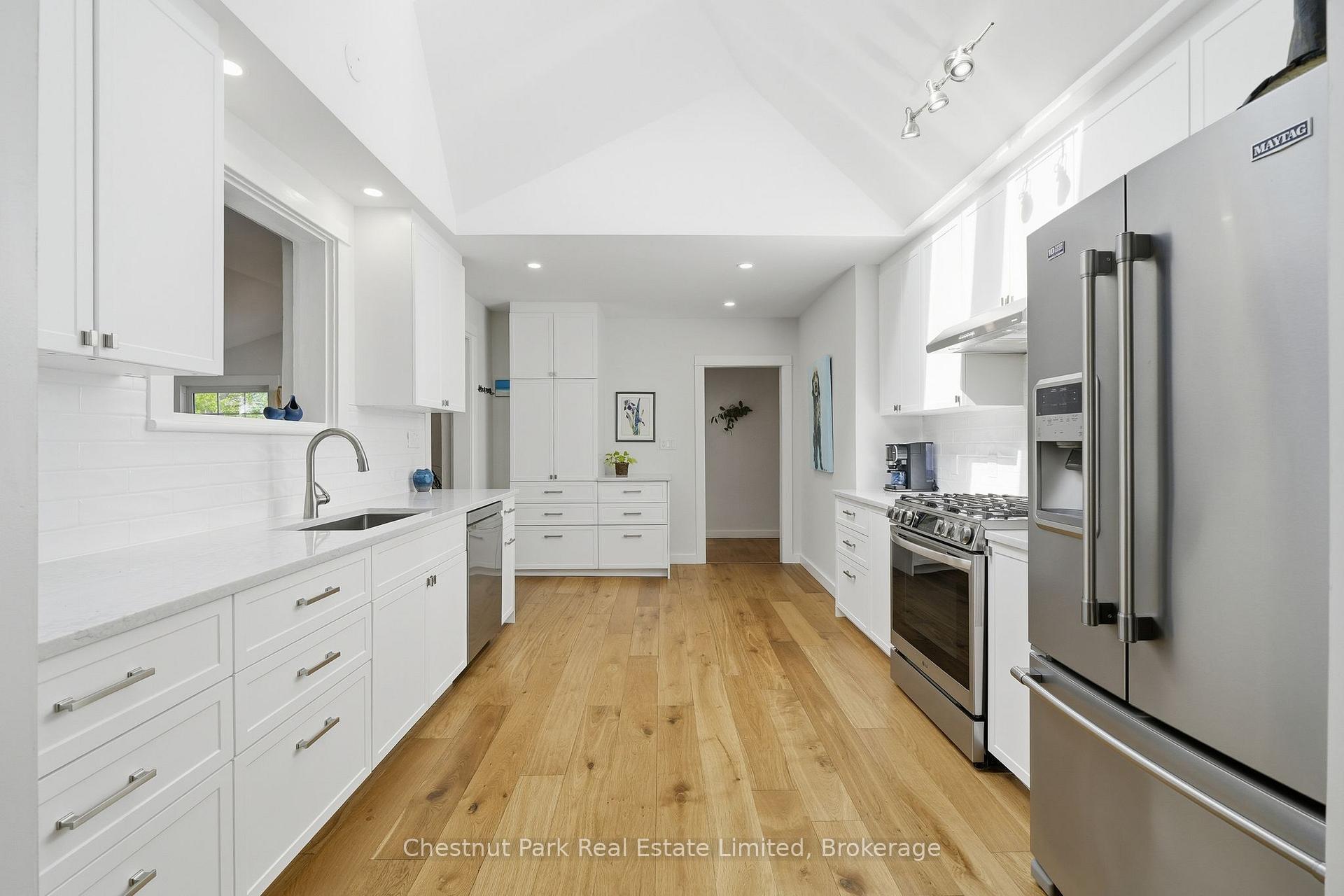3 Bedroom Single Family Home/House's Image 11