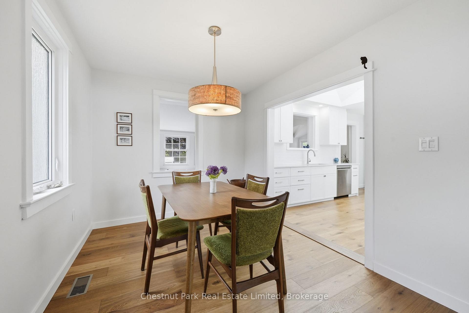 3 Bedroom Single Family Home/House's Image 8