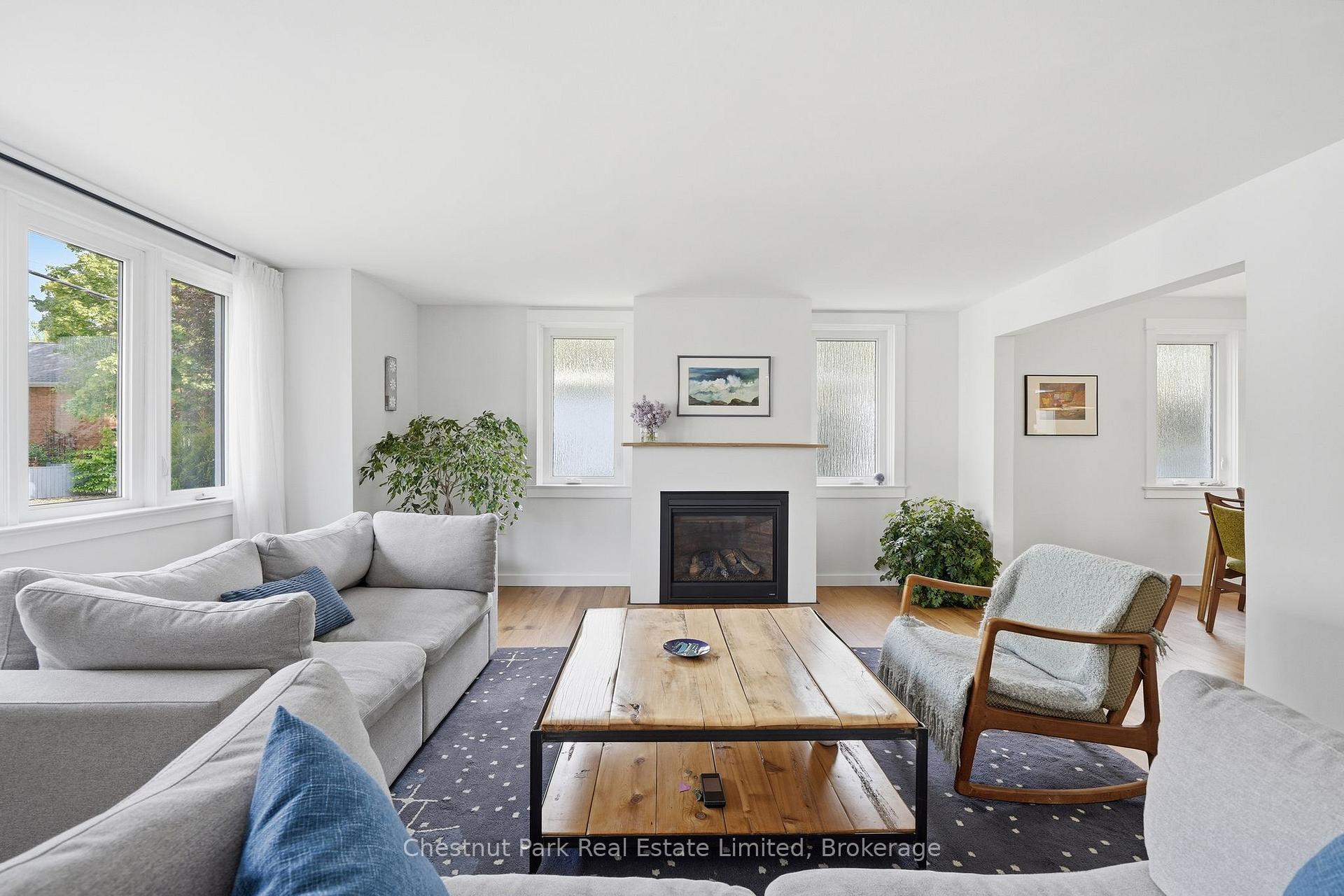 3 Bedroom Single Family Home/House's Image 5