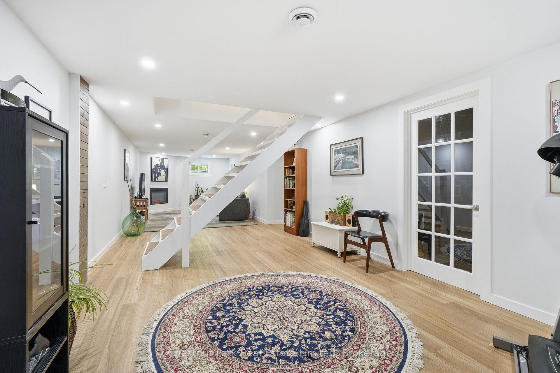3 Bedroom Single Family Home/House's Image 27