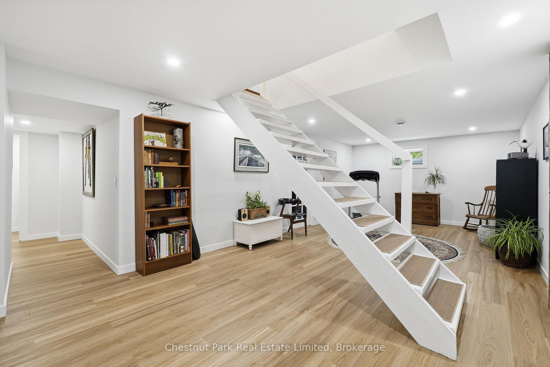 3 Bedroom Single Family Home/House's Image 25