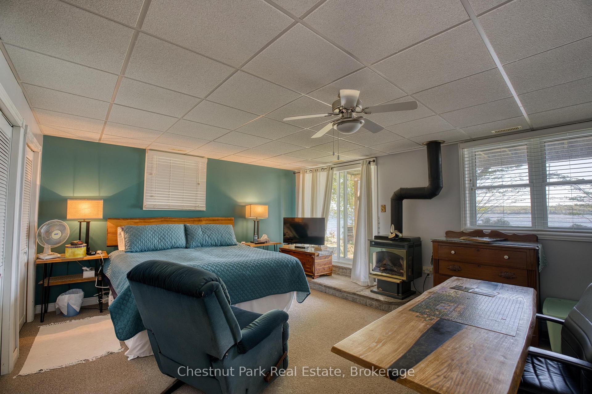 2 Bedroom Single Family Home/House's Image 9