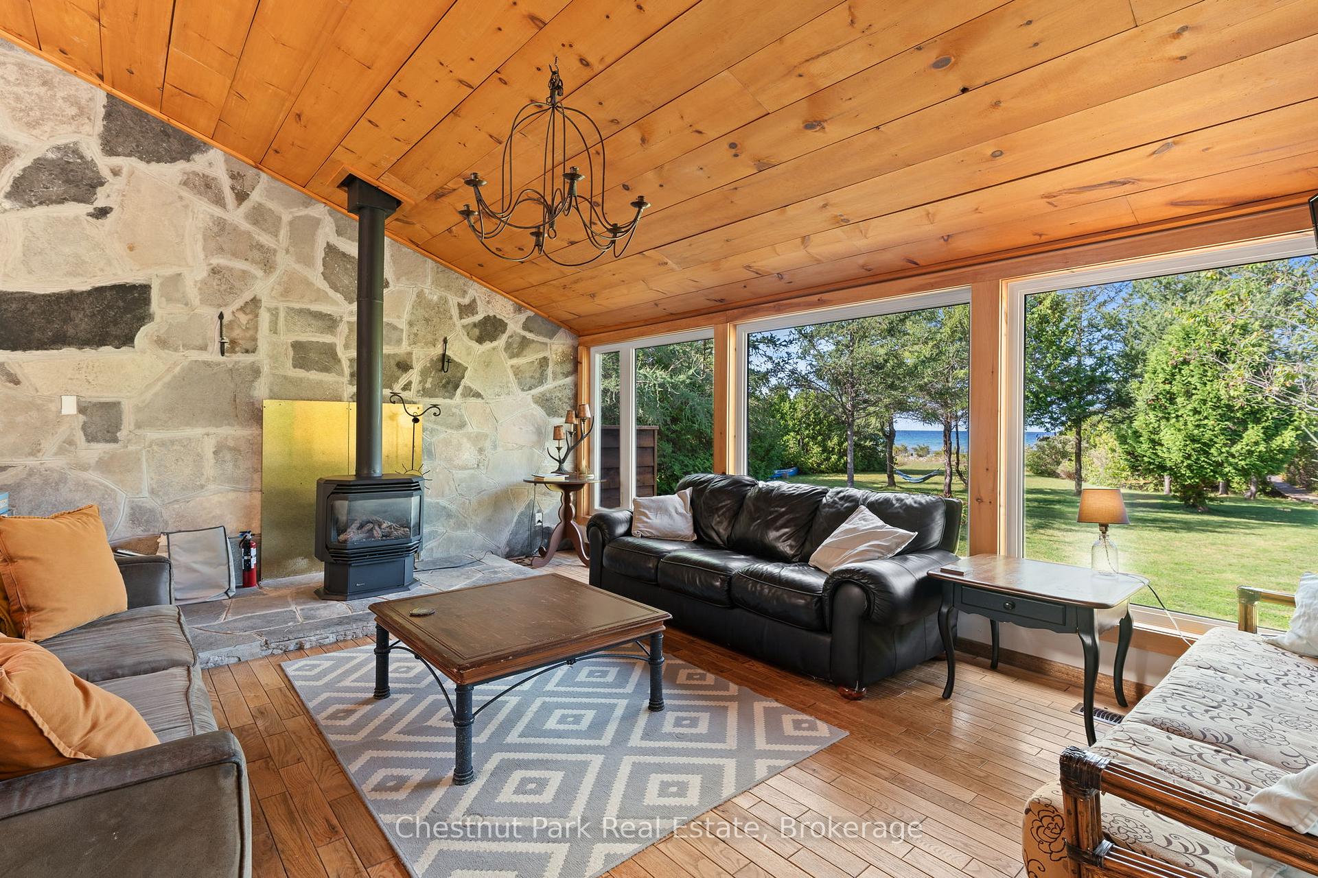 2 Bedroom Single Family Home/House's Image 12