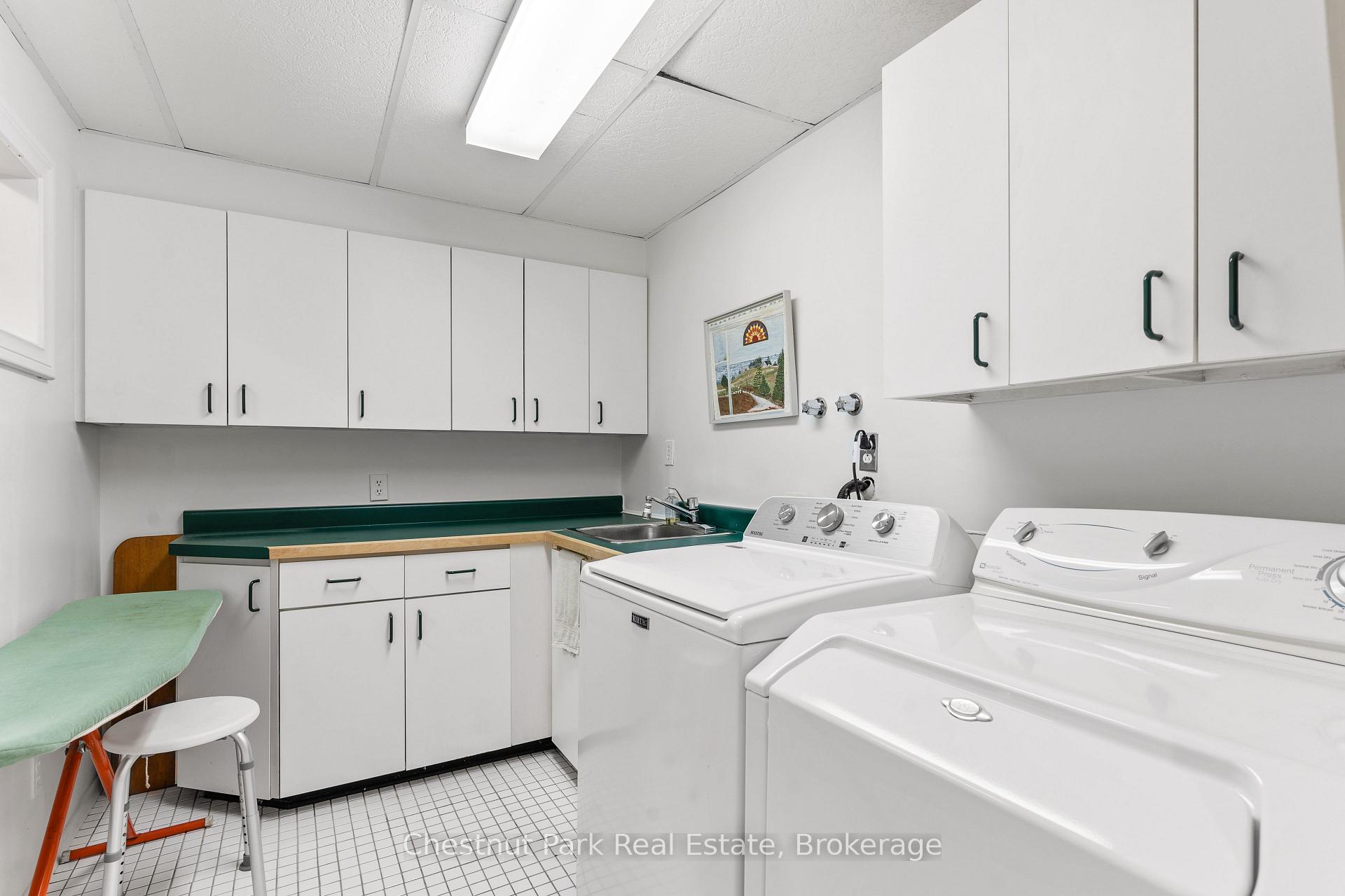 3 Bedroom Single Family Home/House's Image 31