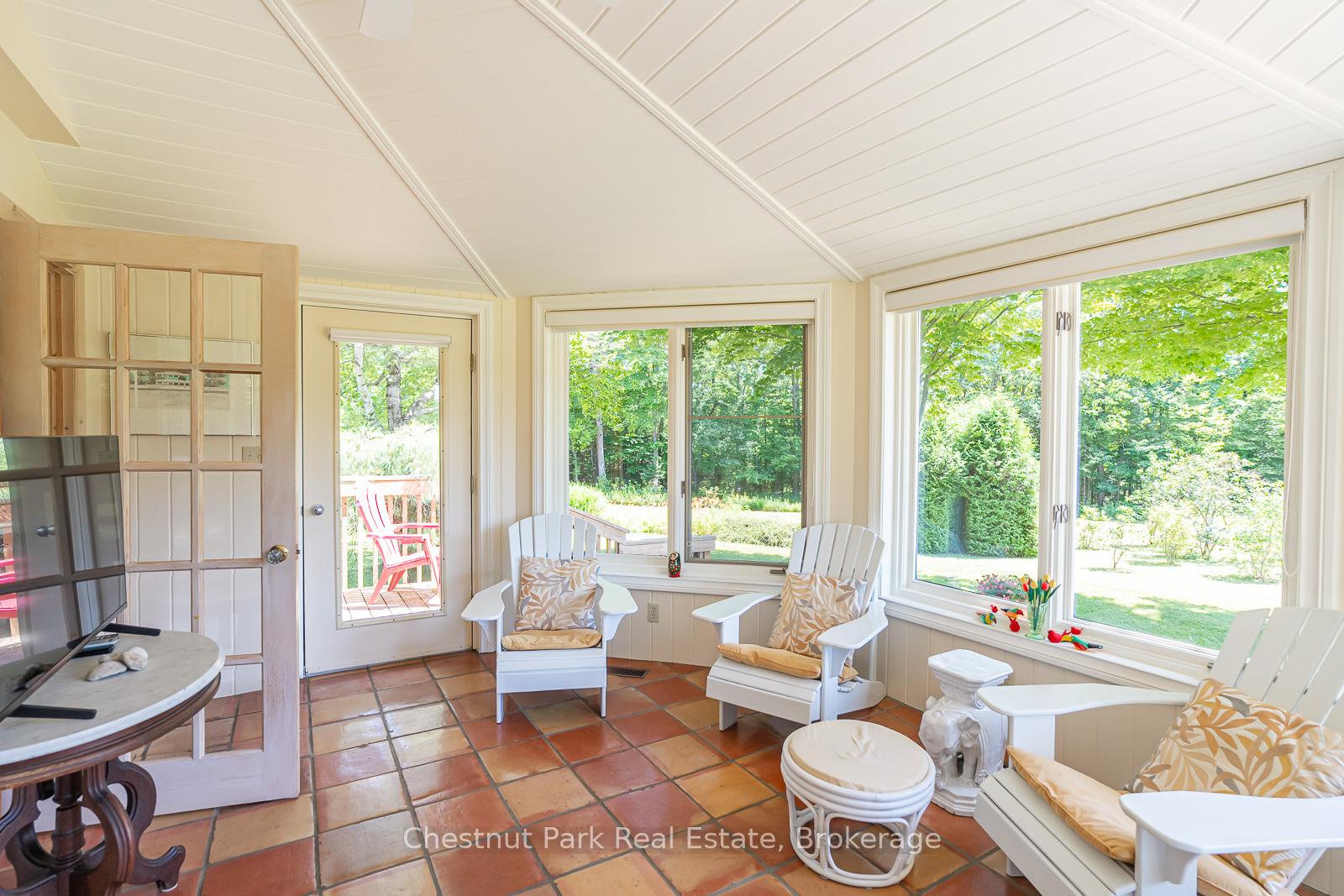 3 Bedroom Single Family Home/House's Image 11