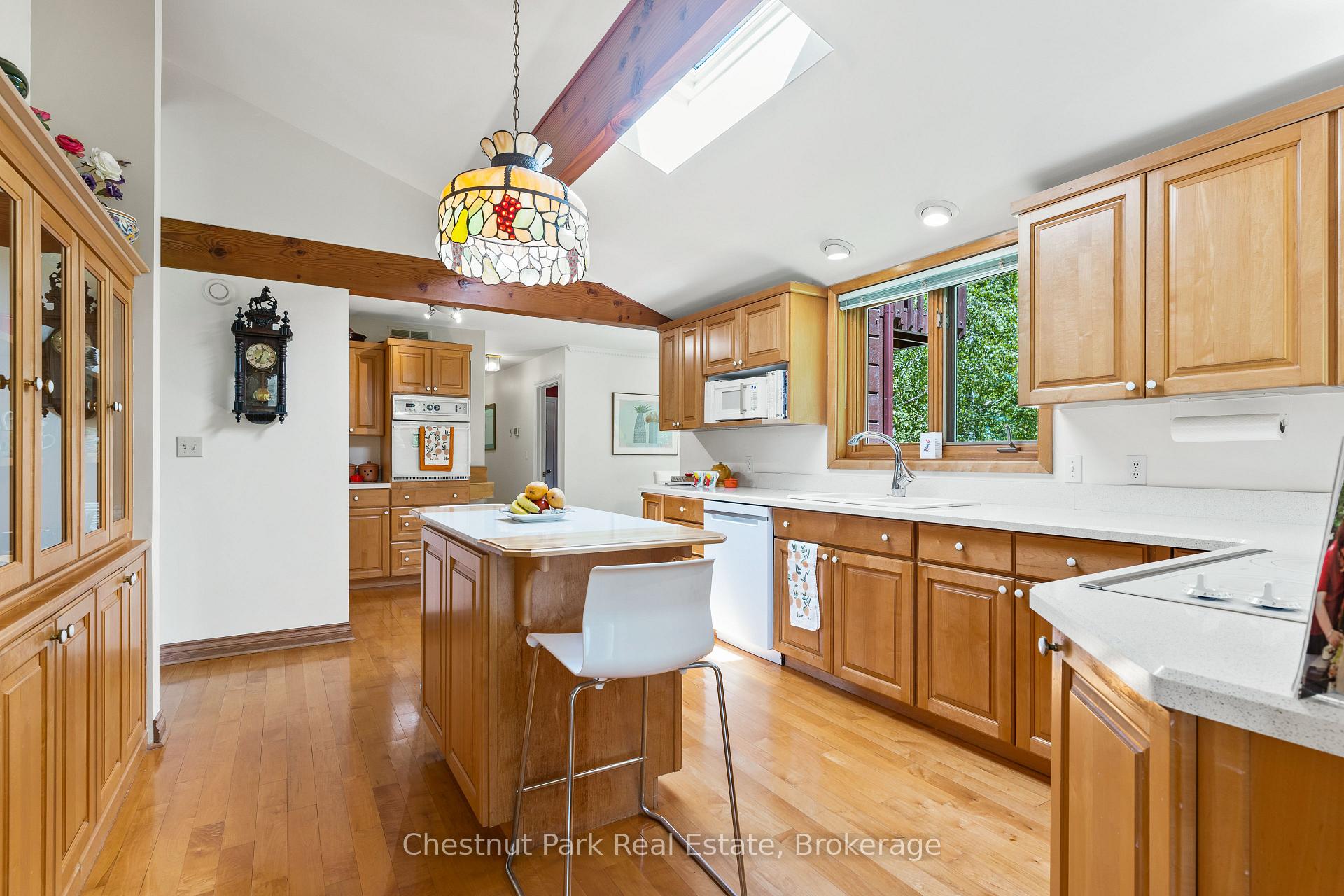 3 Bedroom Single Family Home/House's Image 8