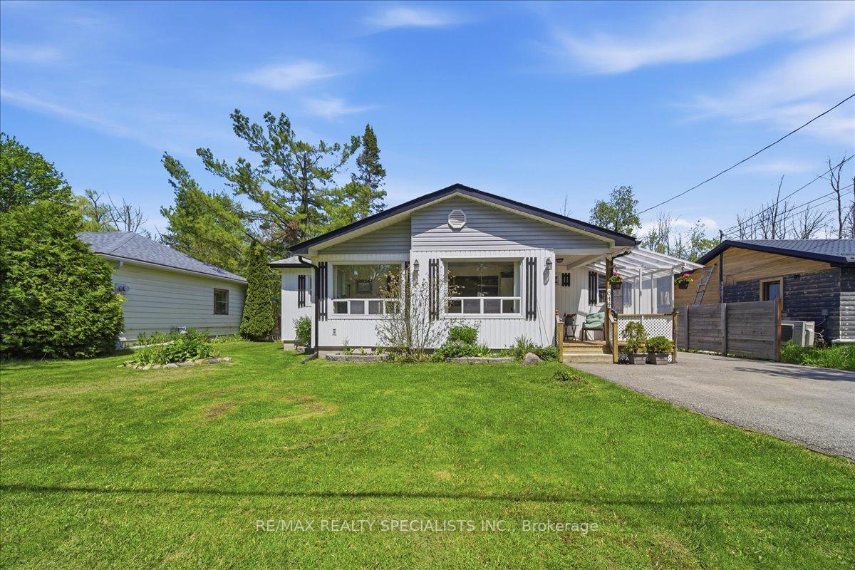 644 Rose Lane Innisfil Ontario Canada Sale residential Ricky Khurana RE/MAX Realty Specialists Inc., Brokerage *