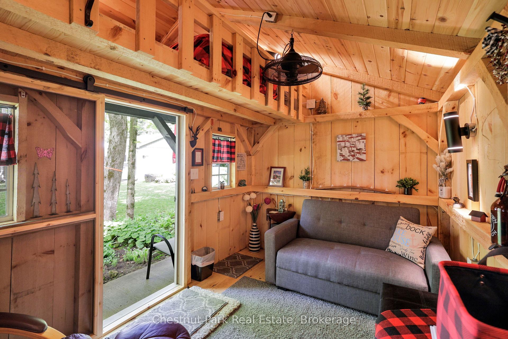 3 Bedroom Single Family Home/House's Image 28