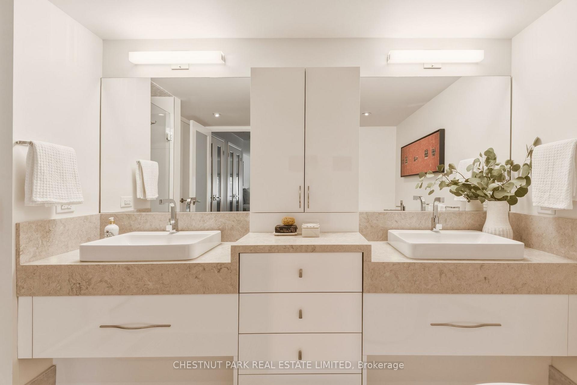 2 Bedroom Apartment/Flat's Image 28