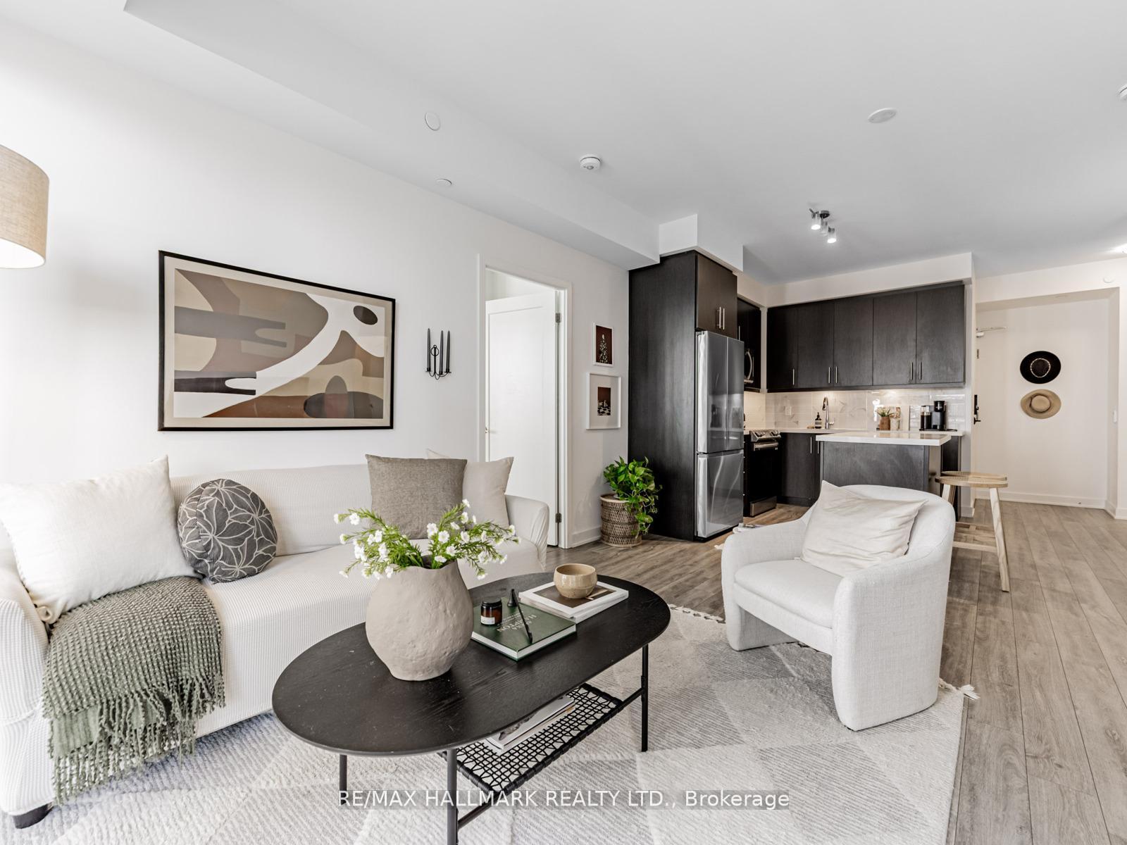 404 - 105 Oneida Crescent Richmond Hill Ontario Canada Sale residential Ramin Nickpor RE/MAX Hallmark Realty Ltd., Brokerage *