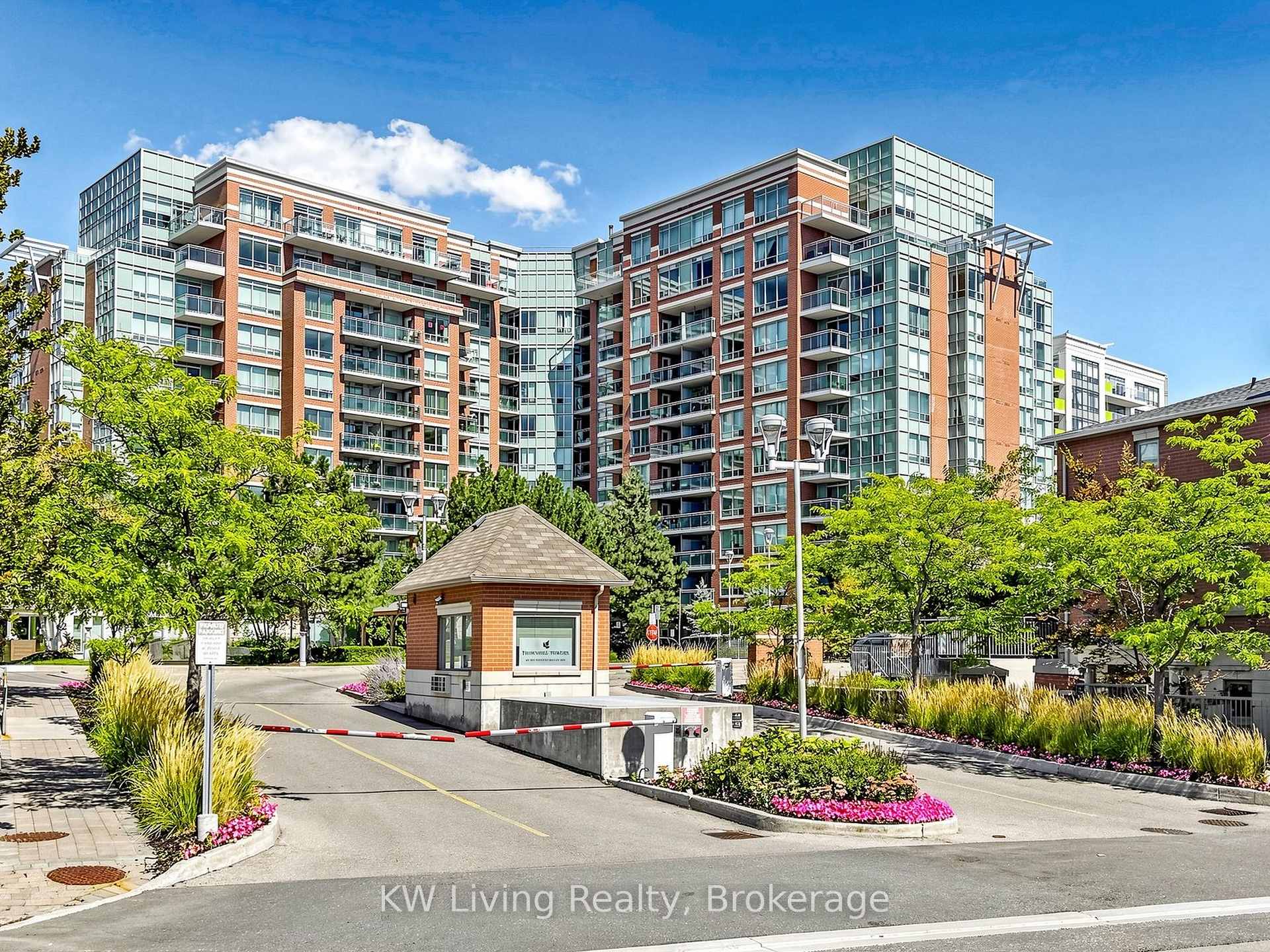 219 - 62 Suncrest Boulevard Markham Ontario Canada Sale residential   Realty Executives Group Ltd., Brokerage