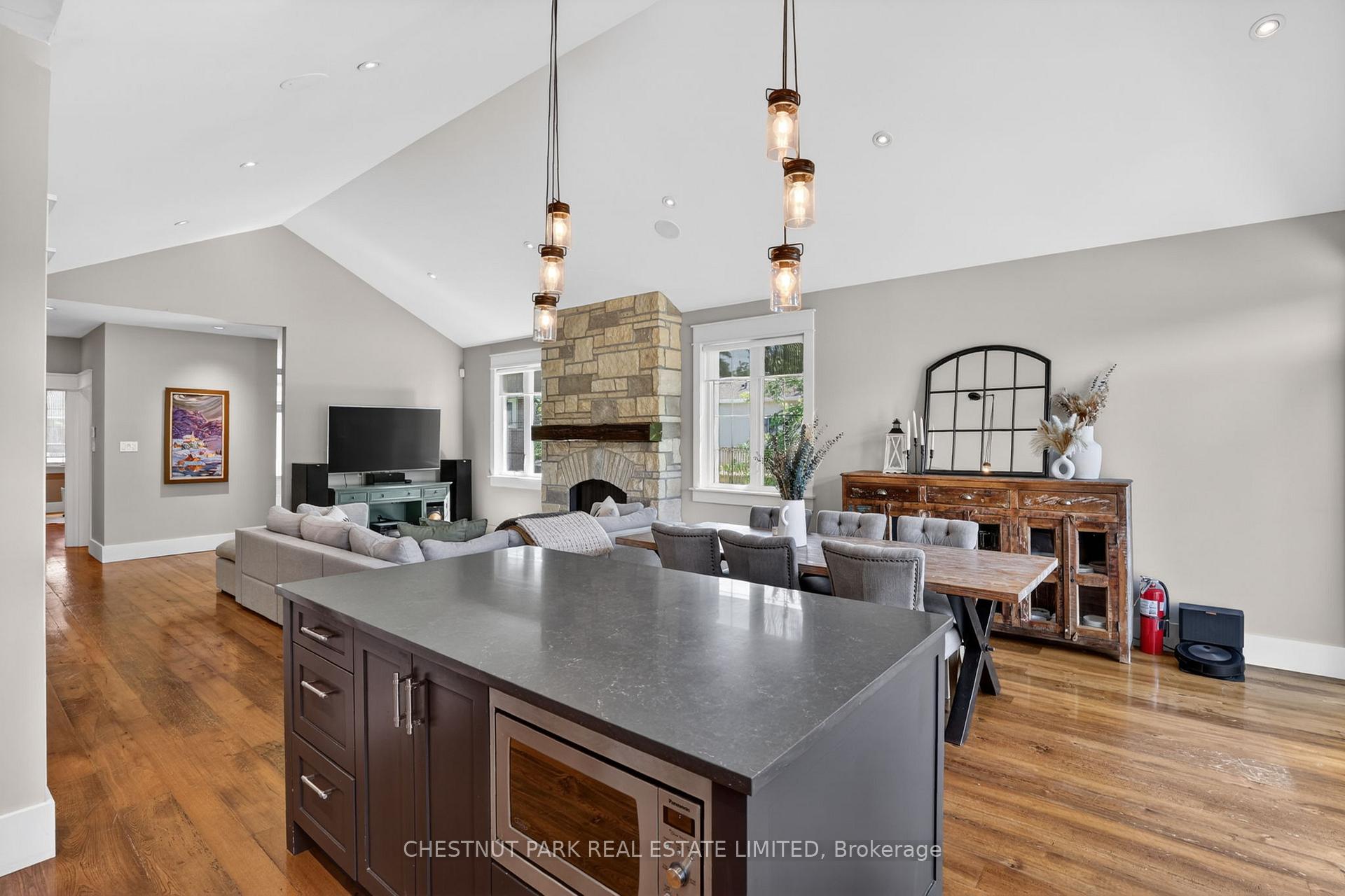 3 Bedroom Single Family Home/House's Image 9