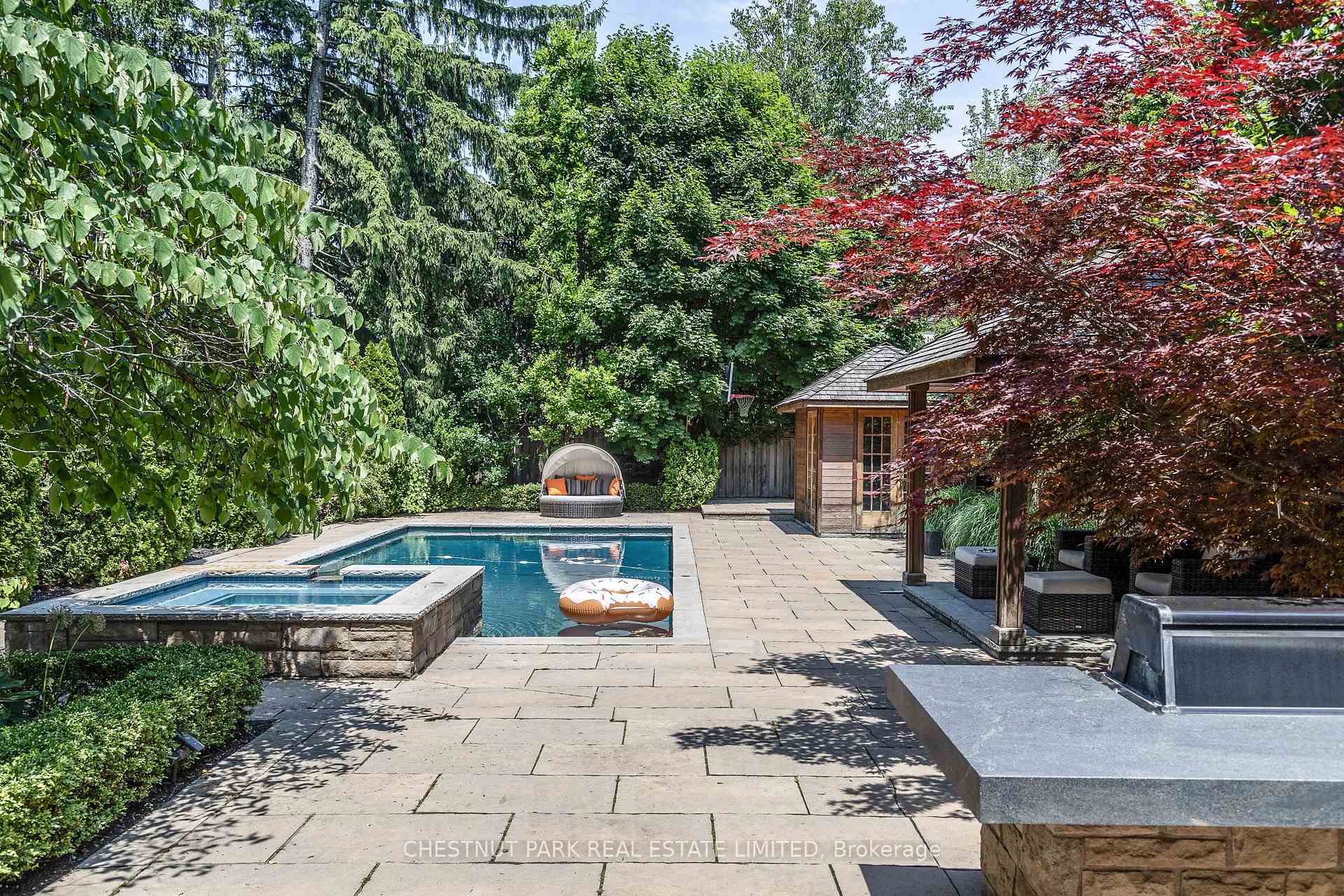 5 Bedroom Single Family Home/House's Image 29