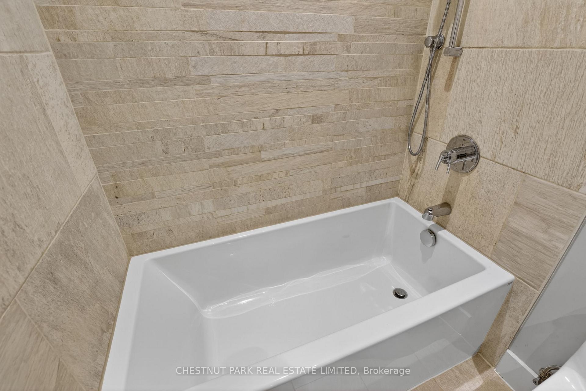 3 Bedroom Single Family Home/House's Image 24