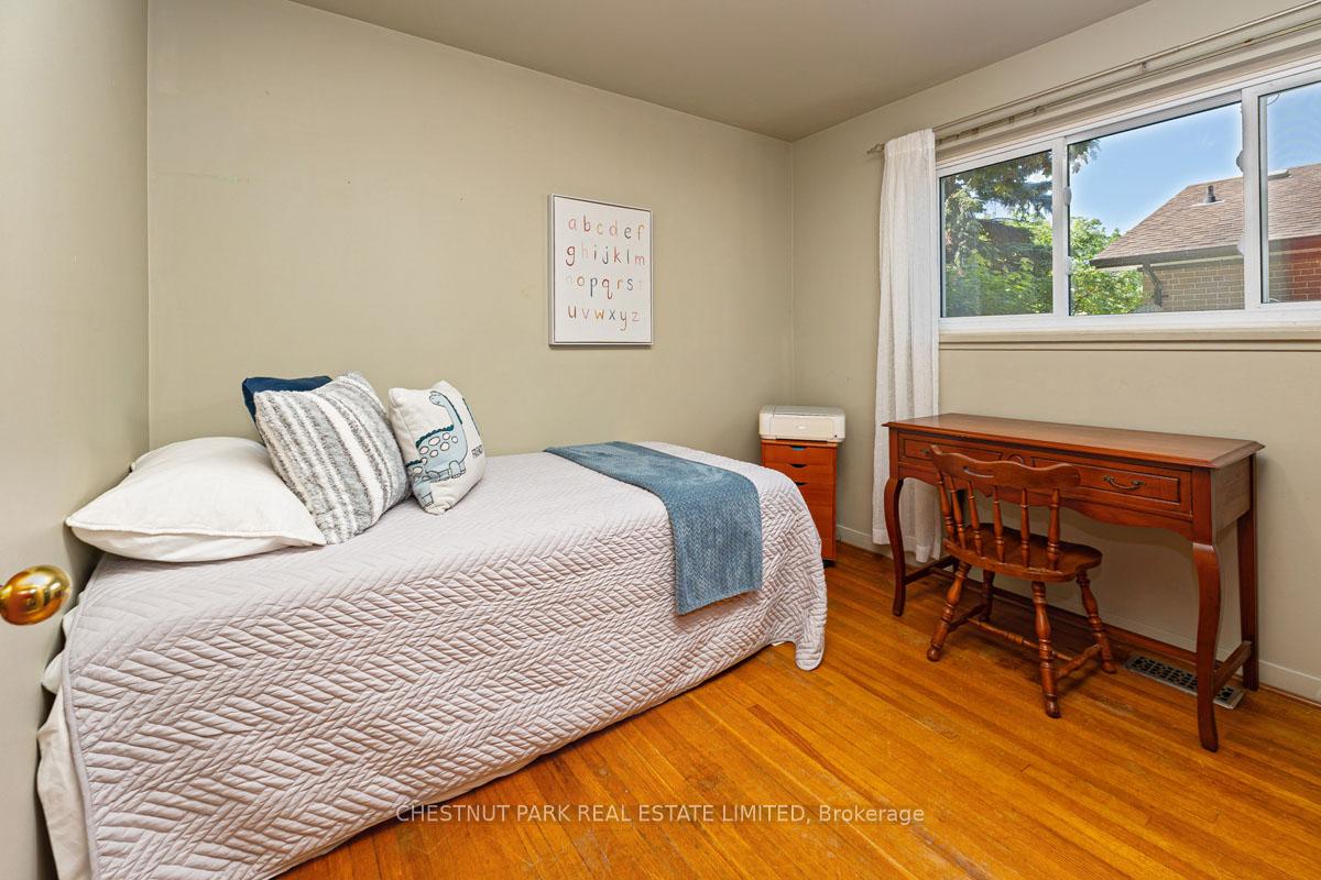 4 Bedroom Single Family Home/House's Image 6