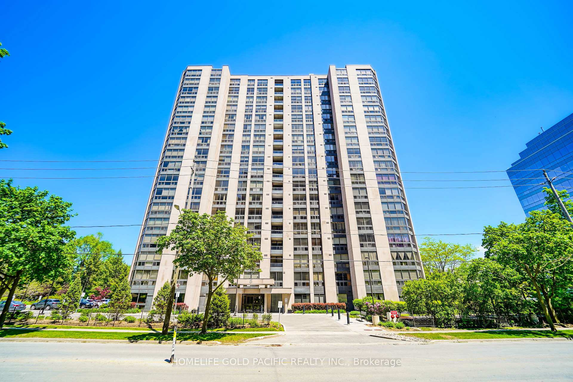 907 - 5 Kenneth Avenue Toronto Ontario Canada Sale residential Faith Chung HomeLife Gold Pacific Realty Inc., Brokerage*