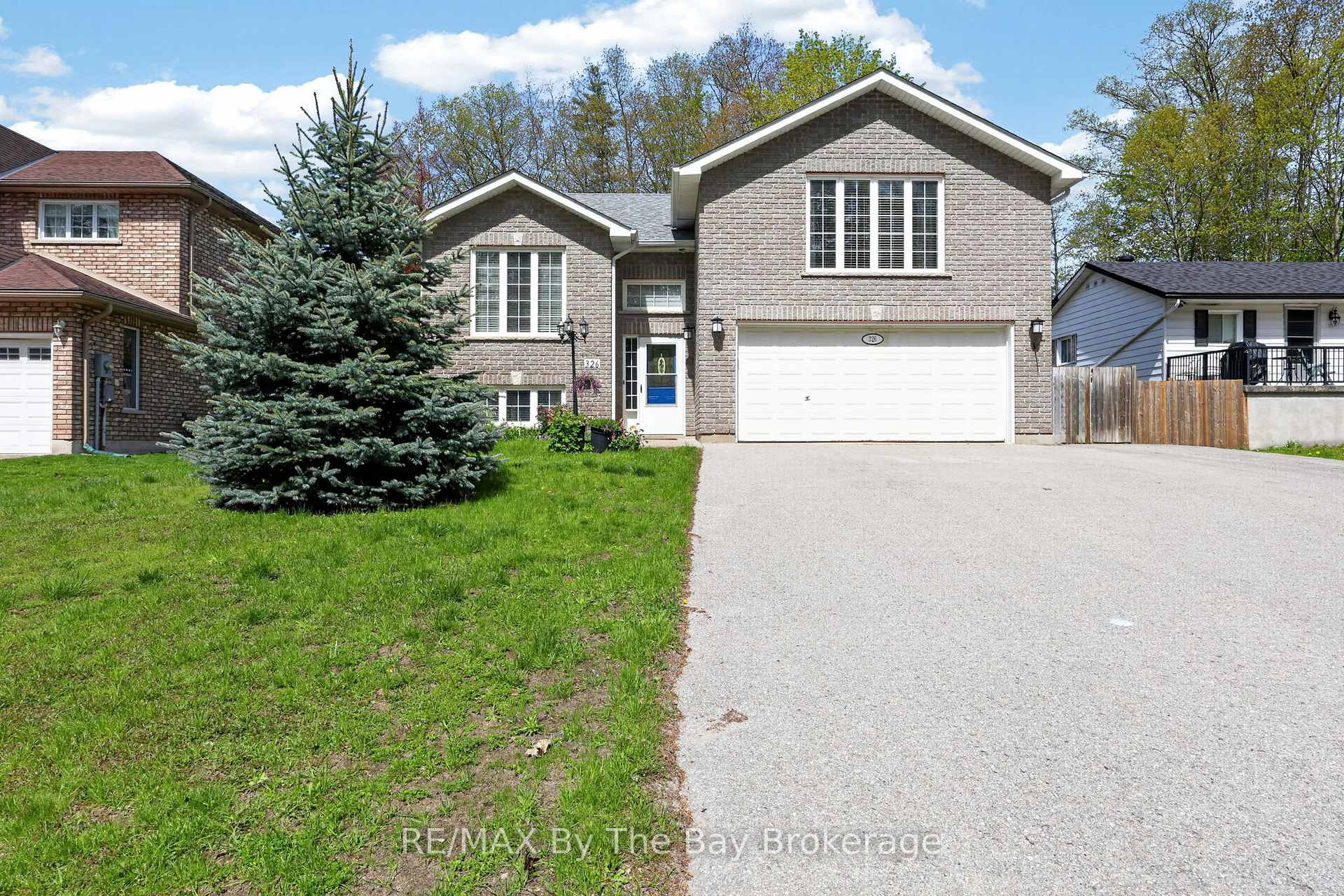 326 Golf Course Road Wasaga Beach Ontario Canada Sale residential   The Picot Team - Chestnut Park Real Estate Brokerage