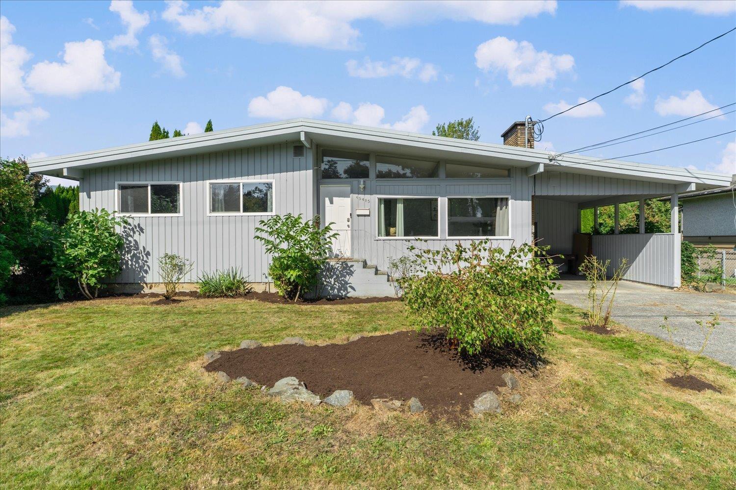 45415 BARTON AVENUE|Chilliwack P Chilliwack British Columbia Canada Sale residential Jason Sandhu & Associates Pathway Executives Realty Inc.