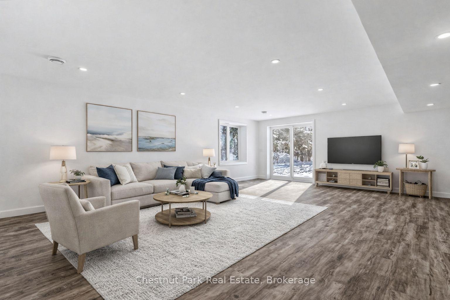 3 Bedroom Single Family Home/House's Image 32